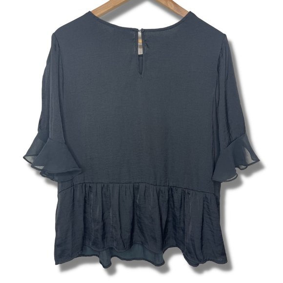 Who What Wear | Black Ruffled Blouse | Size M - Picture 4 of 8
